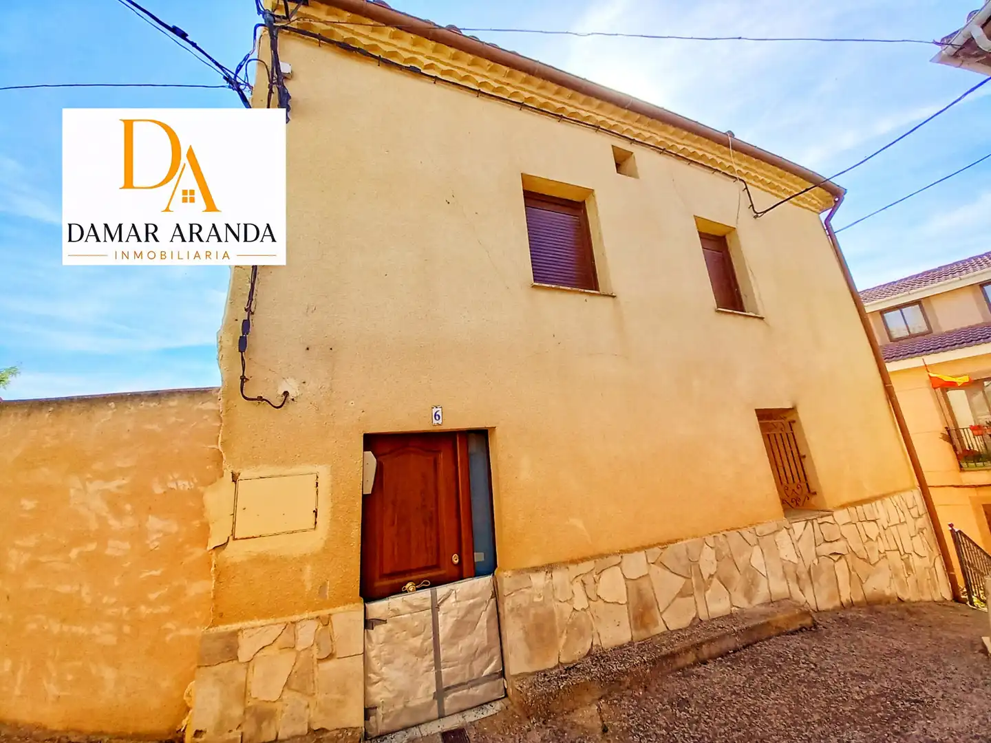 Vista exterior de Casa o chalet en venta en Gumiel de Izán con Calefacción, Amueblado y Horno