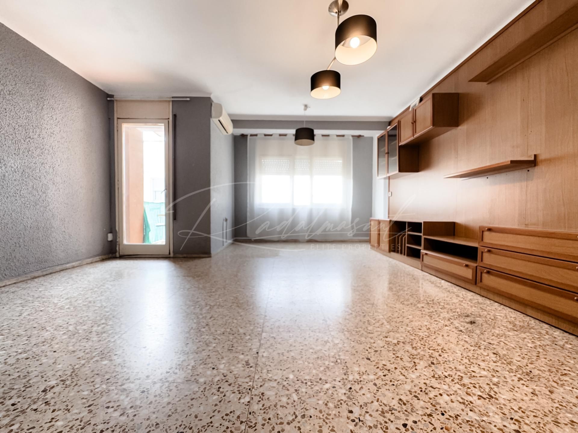 Living room of Flat for sale in Reus  with Air Conditioner, Terrace and Balcony