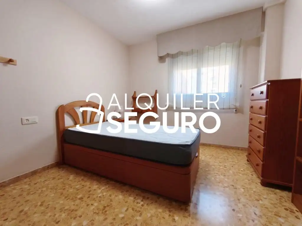 Bedroom of Flat for rent in Alicante / Alacant  with Air Conditioner, Terrace and Swimming Pool
