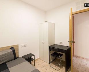 Flat to share in El Camp de l'Arpa del Clot