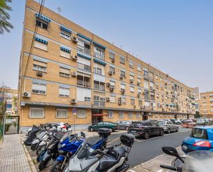 Exterior view of Flat for sale in  Sevilla Capital  with Terrace