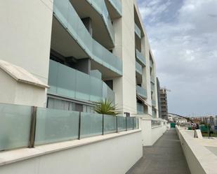 Vista exterior de Pis de lloguer en Jerez de la Frontera amb Aire condicionat, Terrassa i Piscina