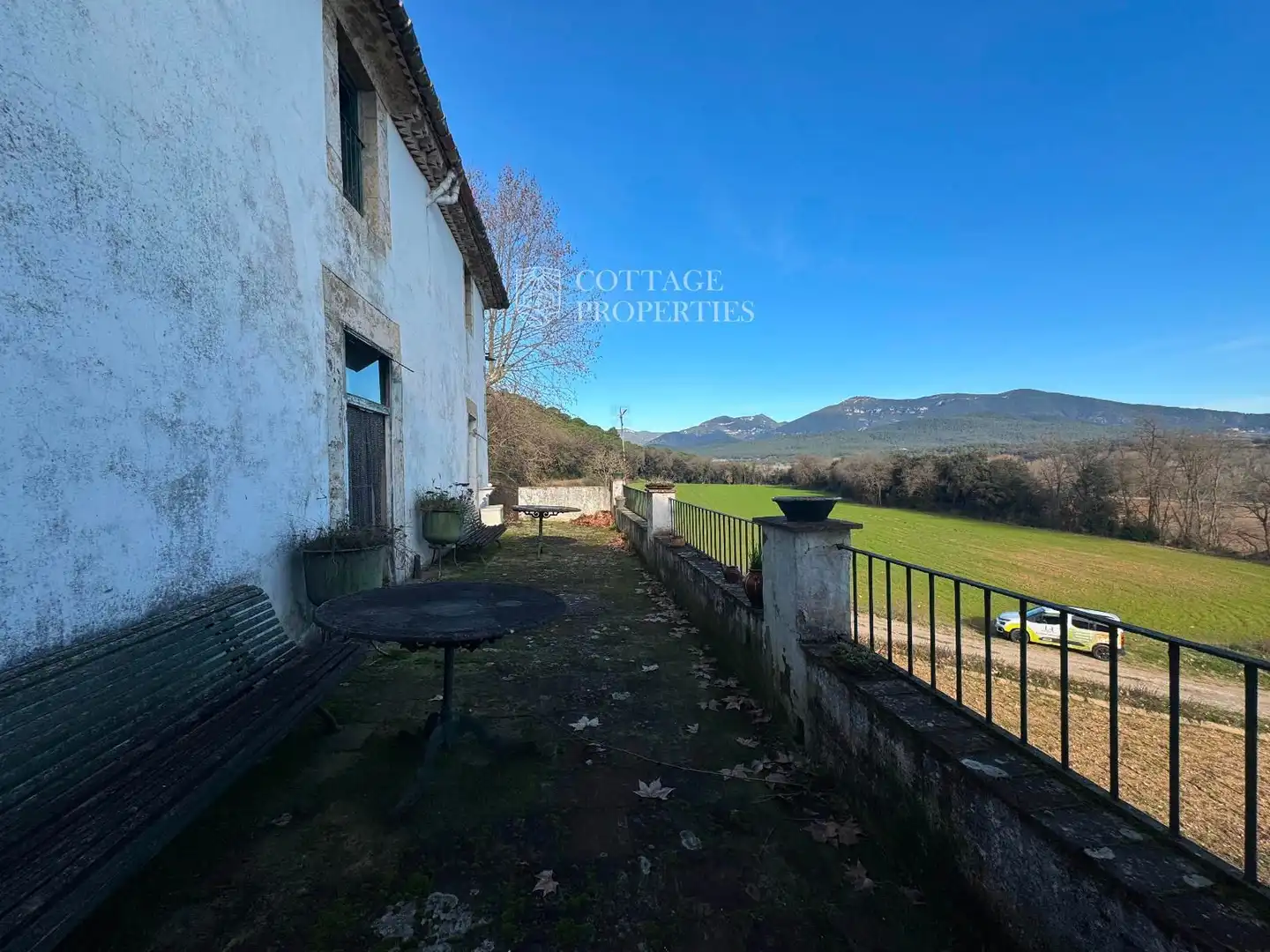 Vista exterior de Finca rústica en venda en Sant Ferriol amb Terrassa