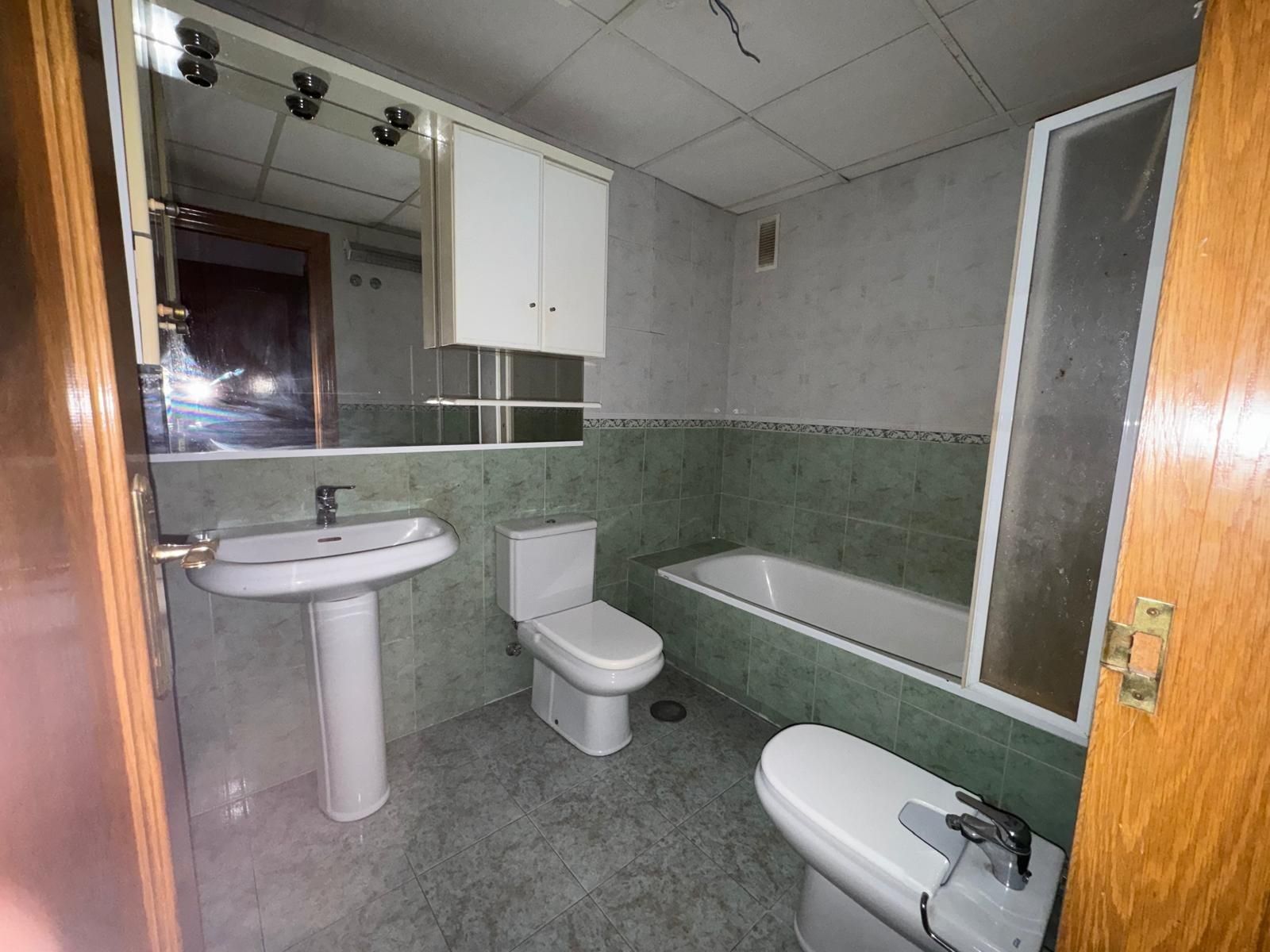 Bany de Apartament en venda en  Murcia Capital