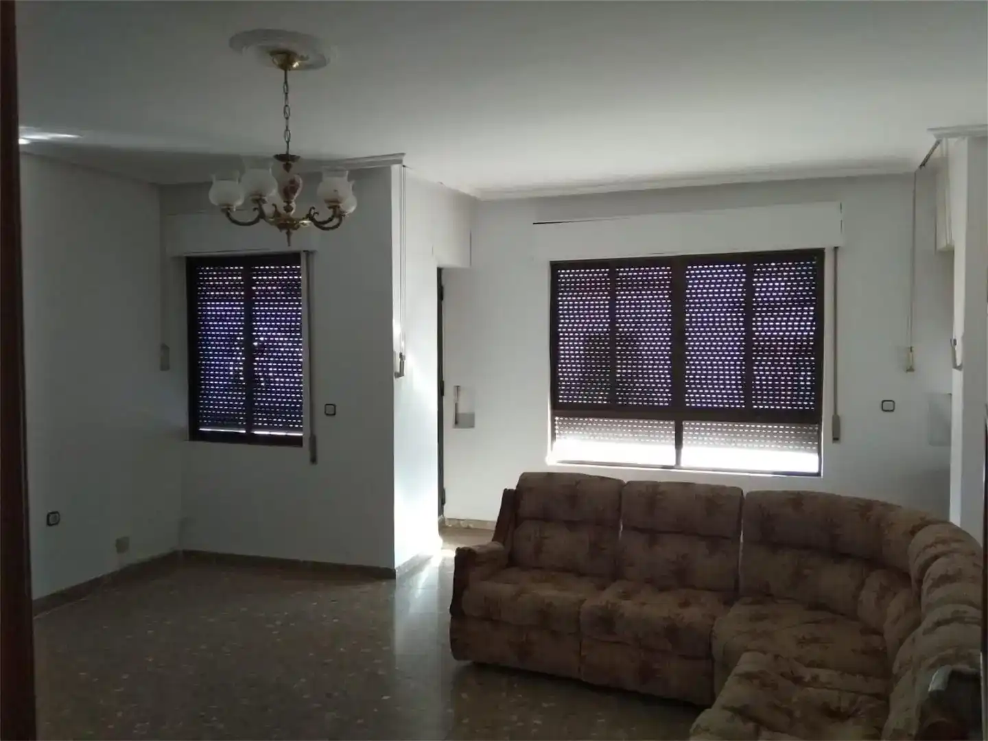 Sala d'estar de Pis en venda en San Vicente de Alcántara amb Traster i Balcó