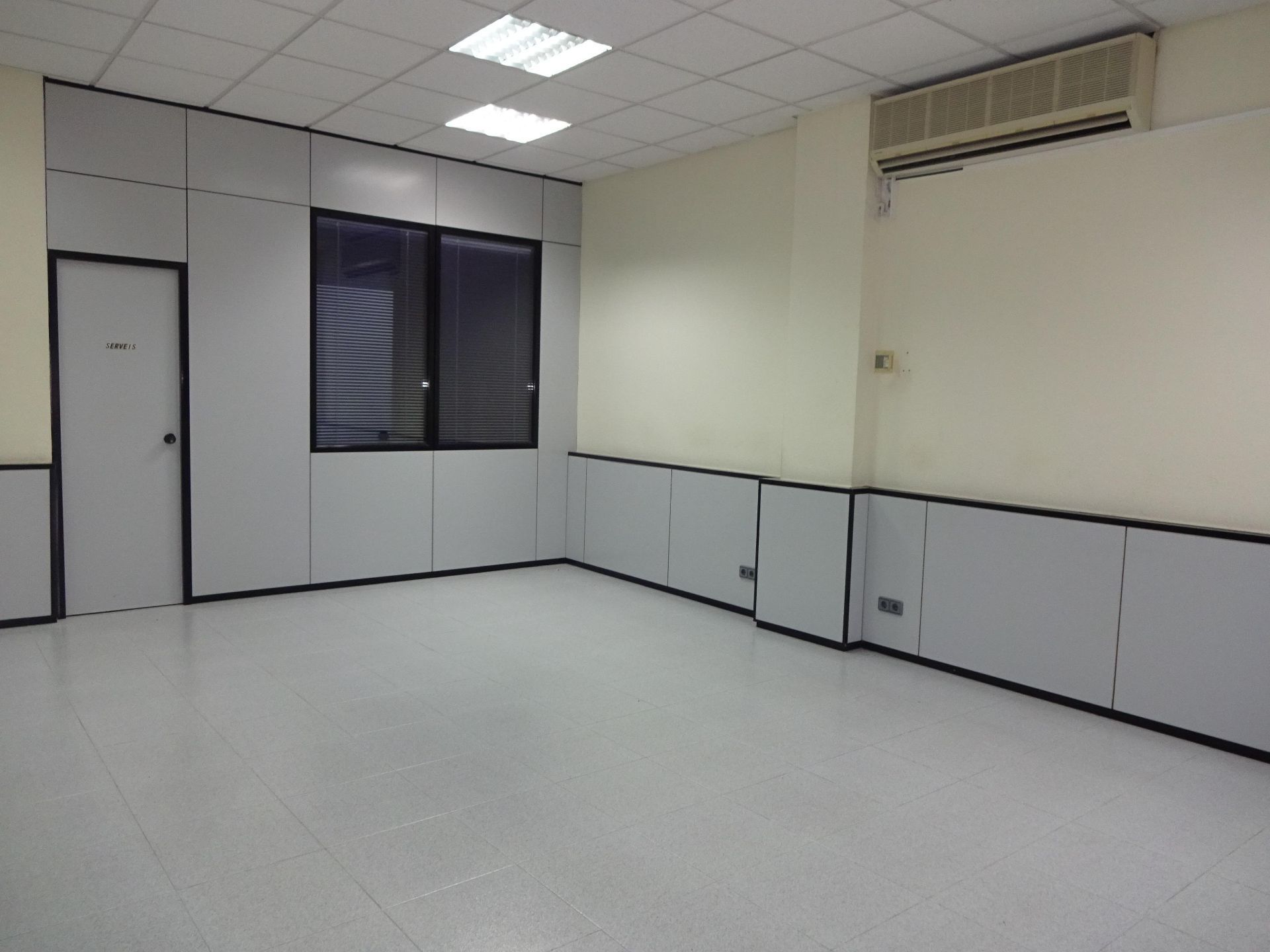 Premises for sale in Mataró  with Air Conditioner