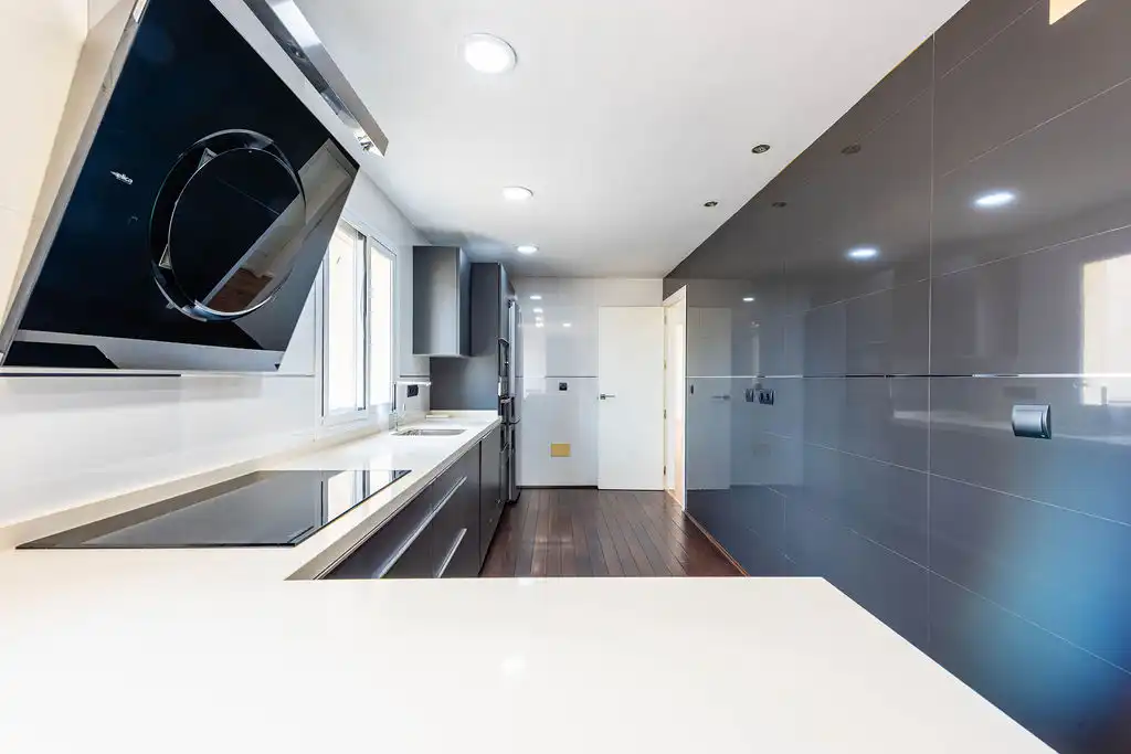 Cuina de Apartament en venda en Vélez-Málaga amb Aire condicionat i Moblat