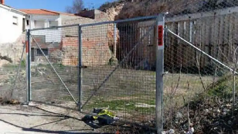 Residential land for sale in Valdelaguna, imagen 2