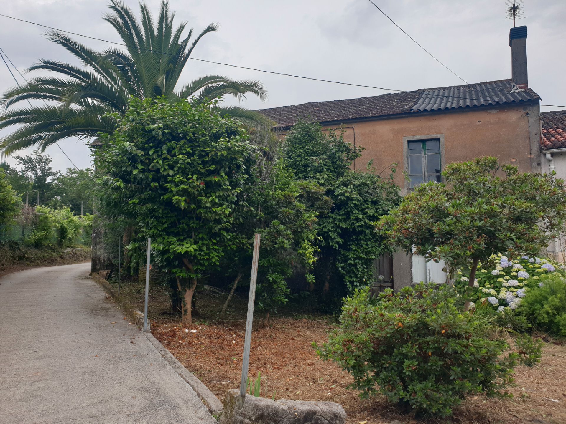 Vista exterior de Casa o xalet en venda en Santiago de Compostela 