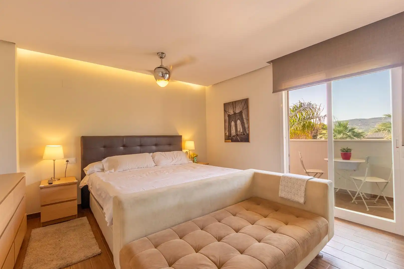 Dormitori de Casa o xalet en venda en Alicante / Alacant amb Calefacció, Jardí privat i Terrassa