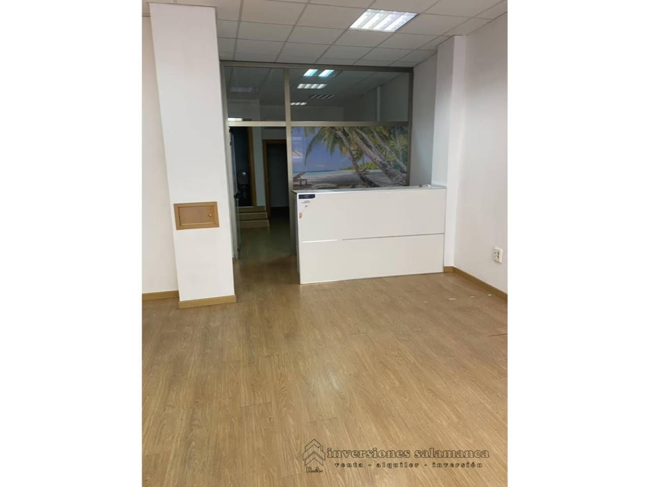 Premises to rent in Salamanca Capital  with Air Conditioner