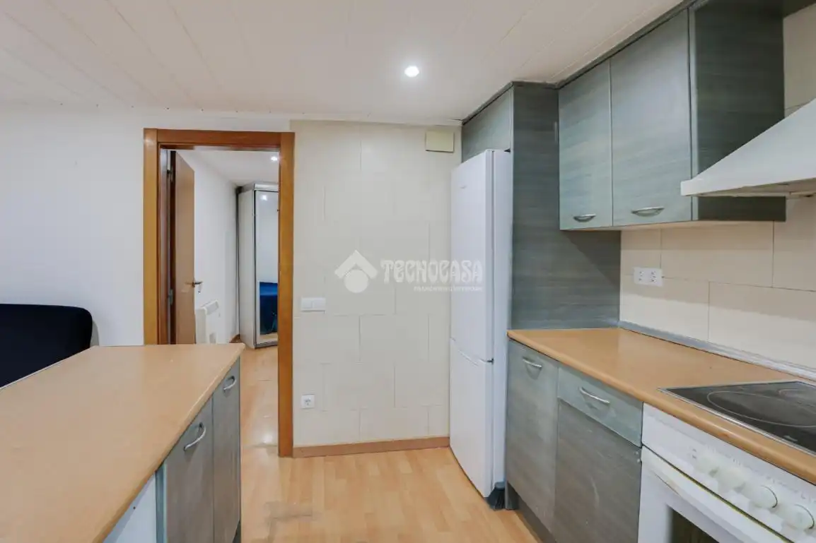 Cuina de Pis en venda en Terrassa amb Terrassa i Balcó