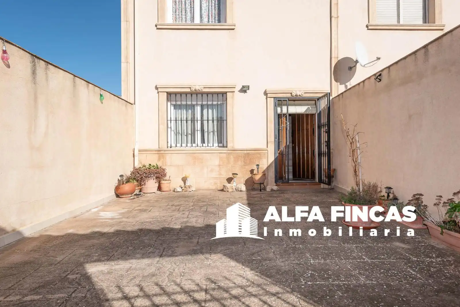 Exterior view of Detached homes for sale in Atalaya del Cañavate  with Heating, Private garden and Storage room