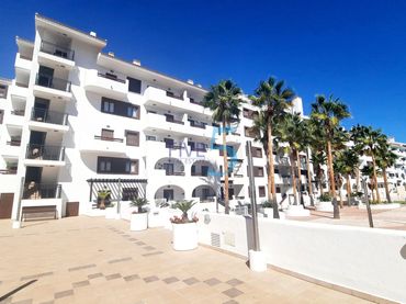 Pis amb balcó en venda a Las Lomas de Rame - Bahía Bella