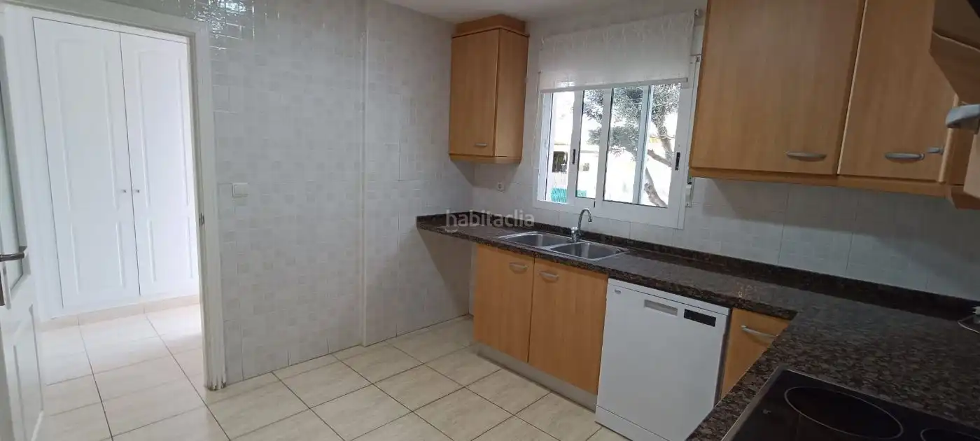 Doppelhaushälfte mit Garten zur Miete in Carrer de la Gralla 31, imagen 14