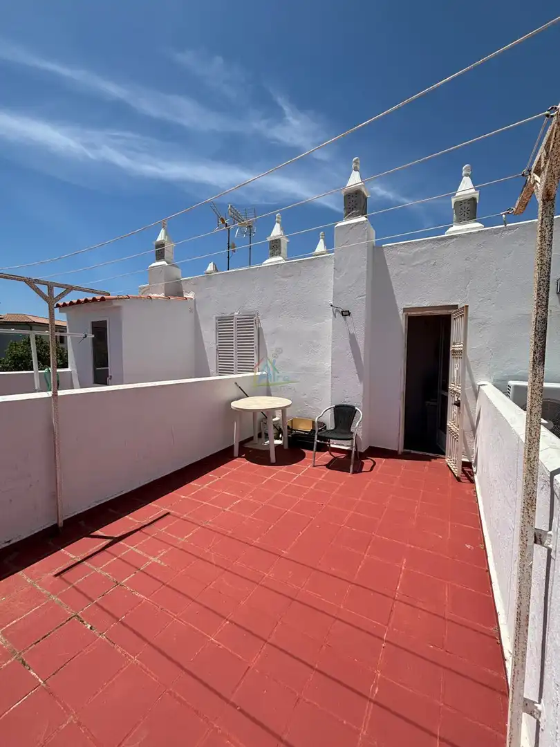 Terrasse von Maisonette zum Verkauf in Isla Cristina mit Klimaanlage, Terrasse und Möbliert
