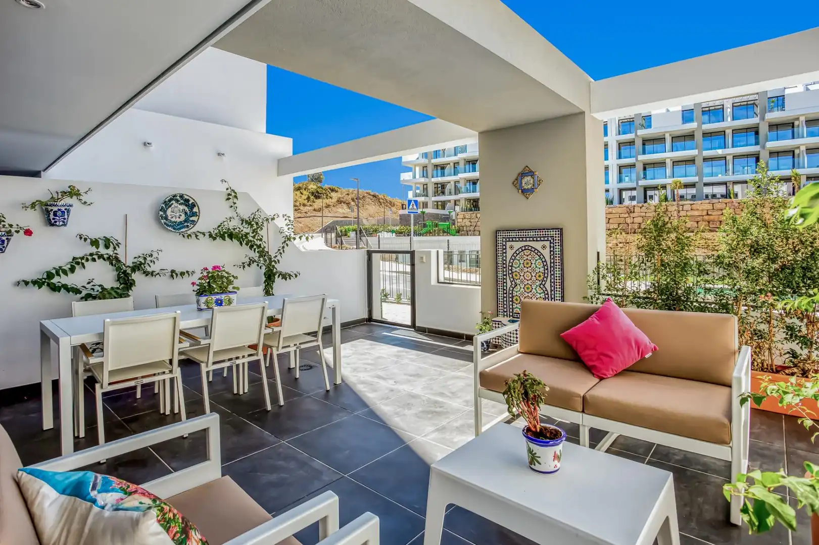 Terrassa de Apartament en venda en Mijas amb Aire condicionat, Calefacció i Jardí privat