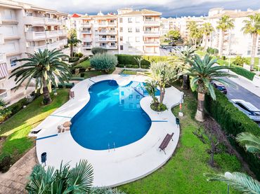Piso con balcón en venta en L'Albir
