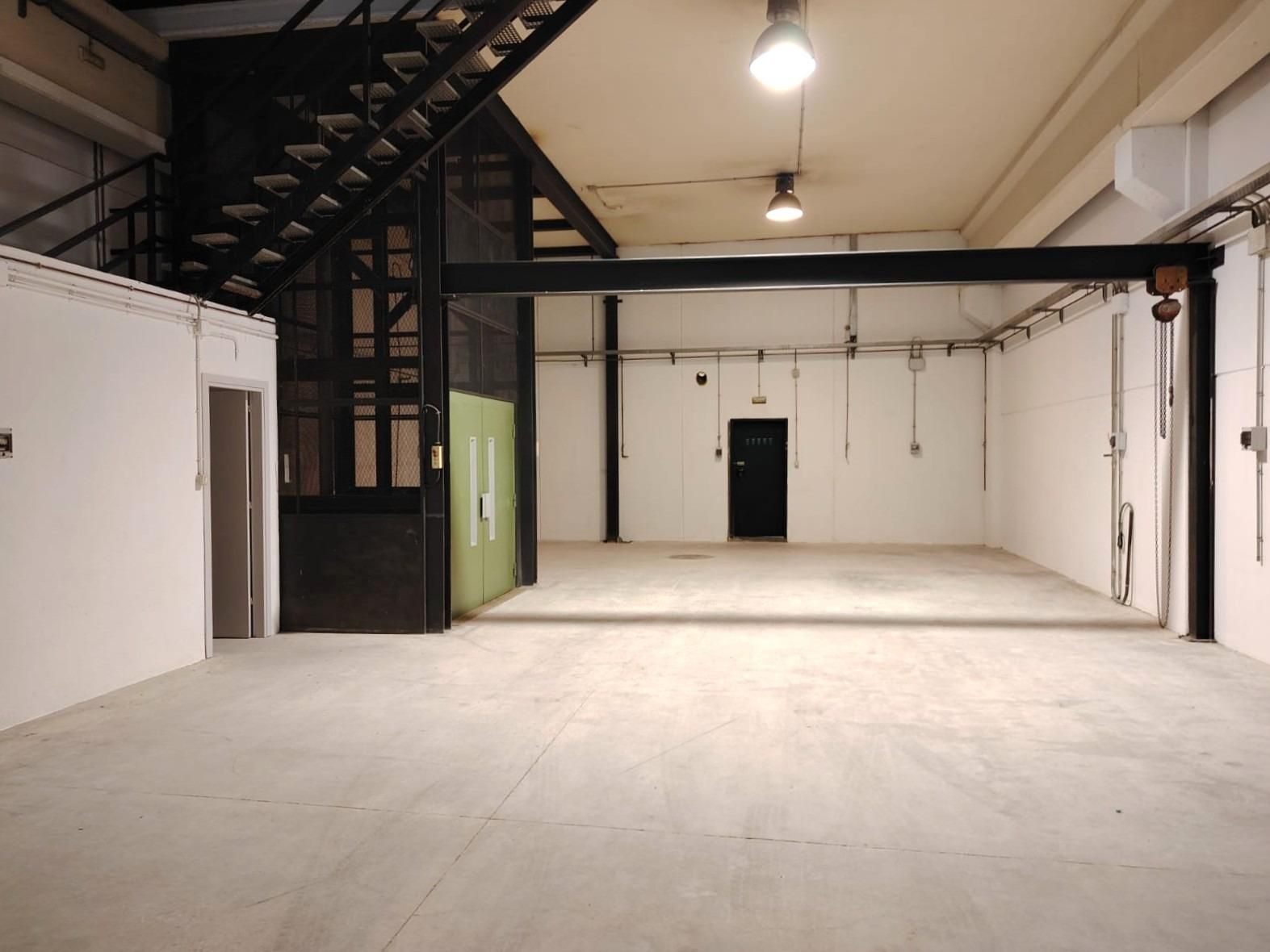 Nau industrial en venda en Terrassa