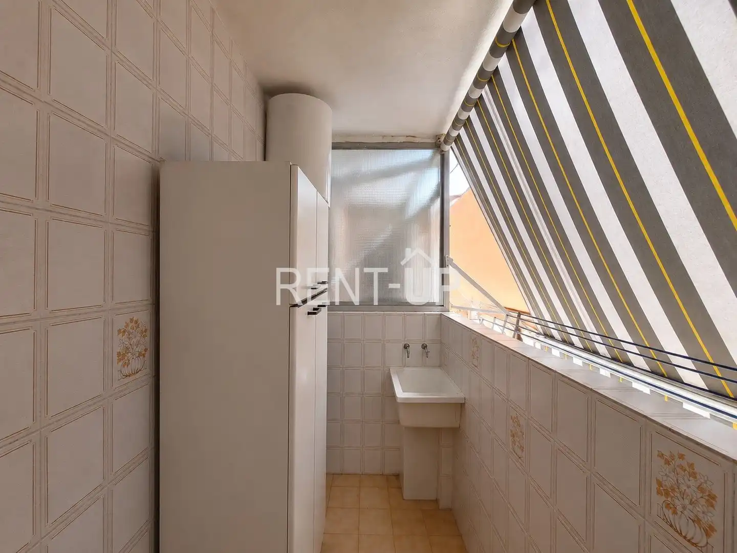 Baño de Piso en venta en Xàtiva con Horno y Balcón