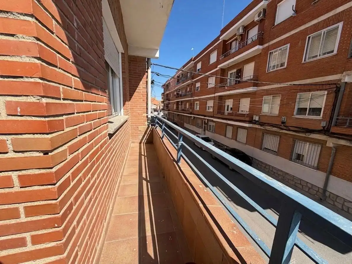 Vista exterior de Piso en venta en Cobeja con Aire acondicionado, Calefacción y Terraza