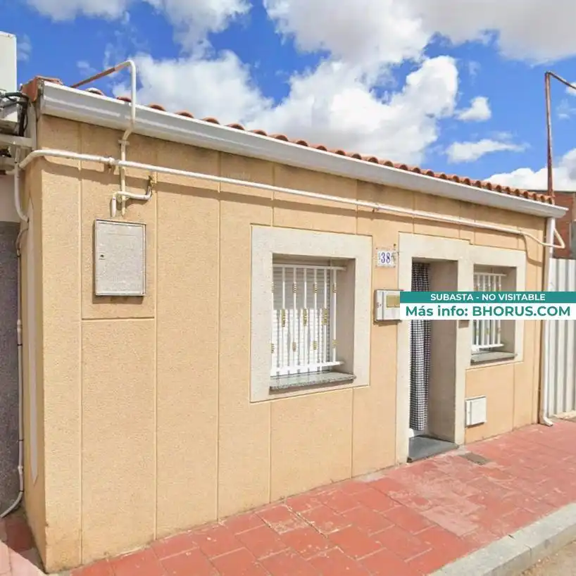 Exterior view of Houses for sale in Valladolid Capital