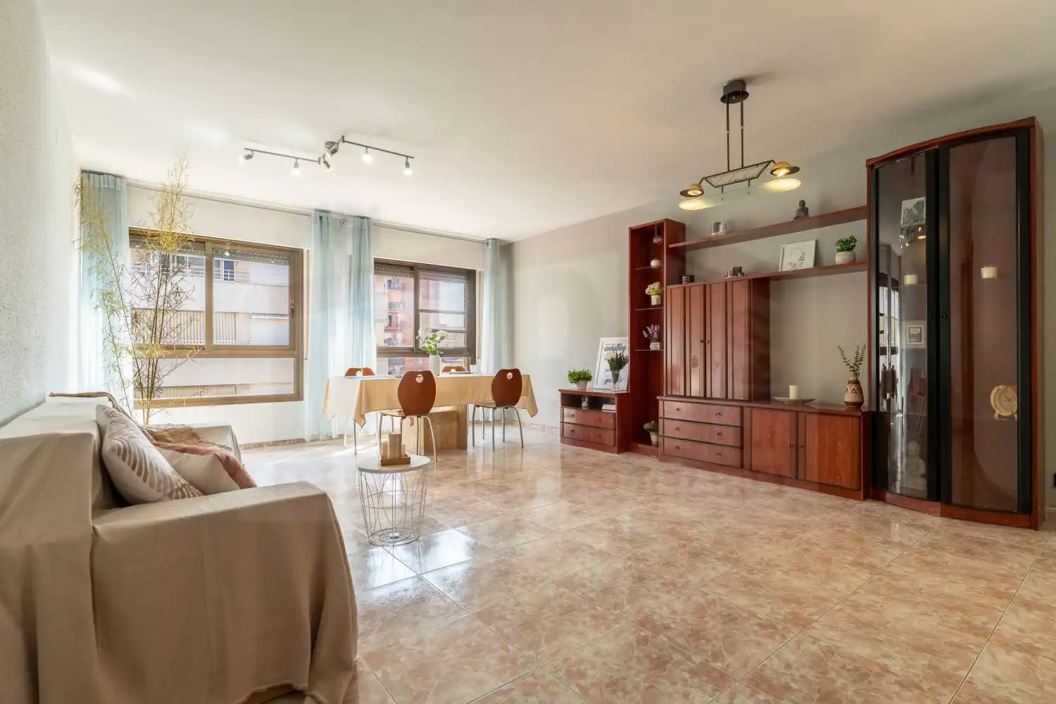 Appartamento con ascensore in vendita a Ramon J. Sender, imagen 2