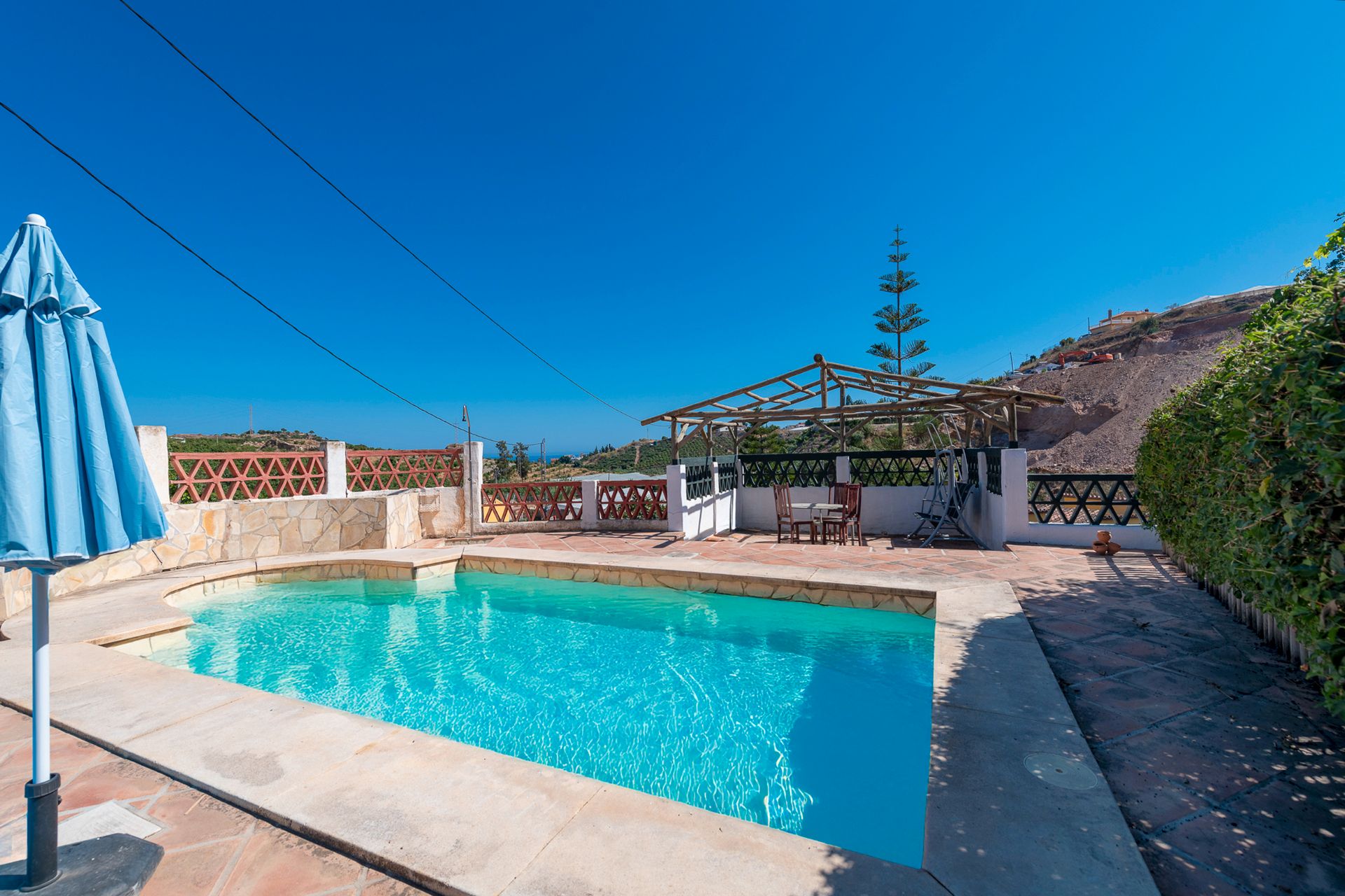 Piscina de Casa o xalet en venda en Vélez-Málaga amb Jardí privat, Terrassa i Piscina