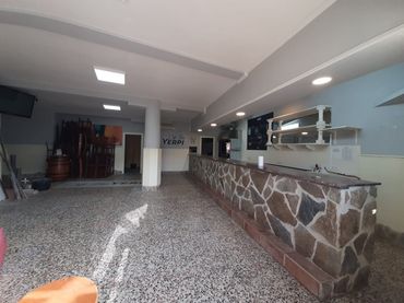 Local comercial en venda a Casco Antiguo
