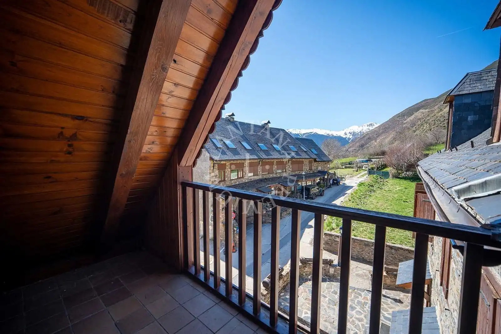 Terraza de Casa o chalet en venta en Naut Aran con Calefacción, Parquet y Horno