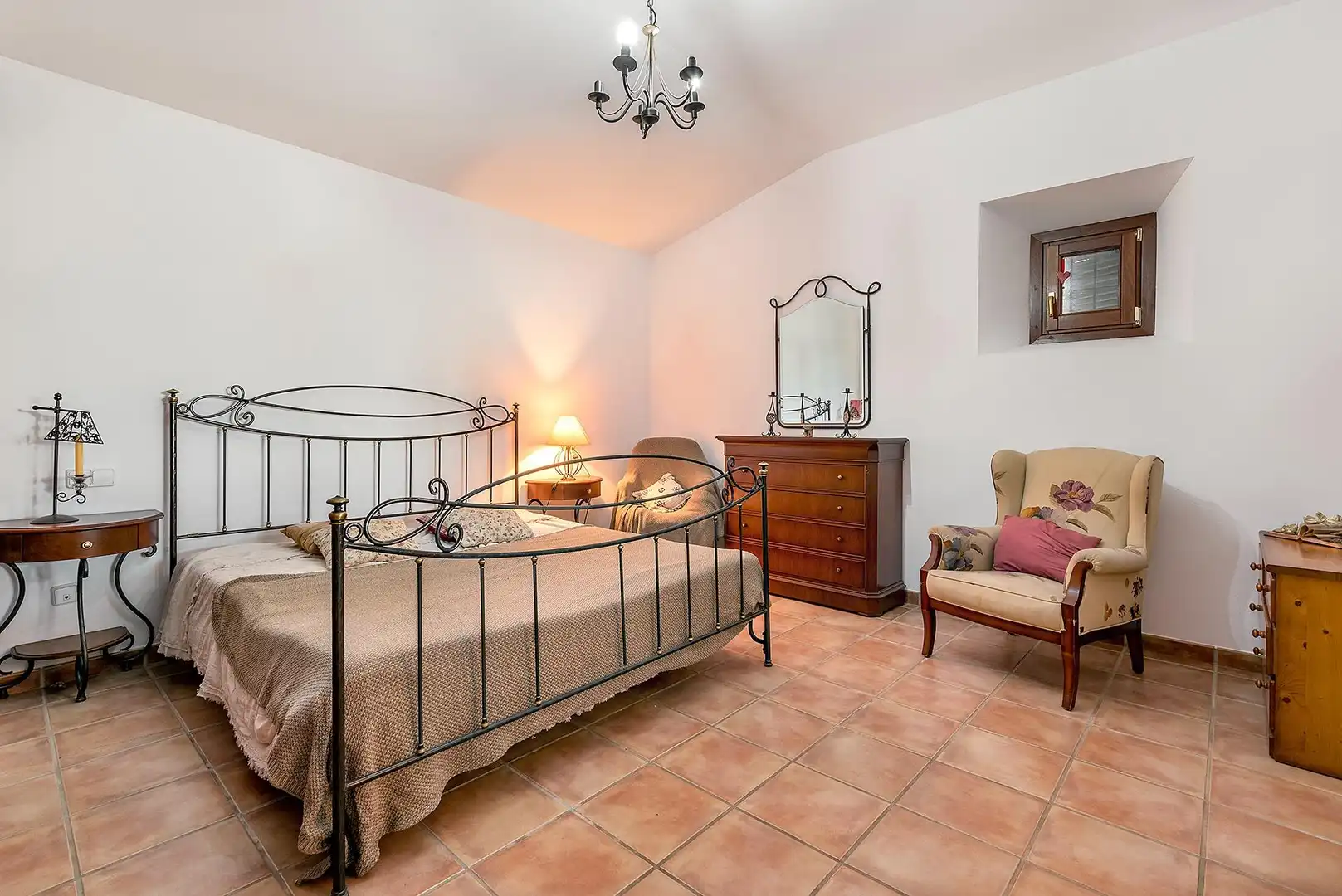 Habitación de Finca rústica en venta en  Palma de Mallorca con Calefacción, Jardín privado y Terraza
