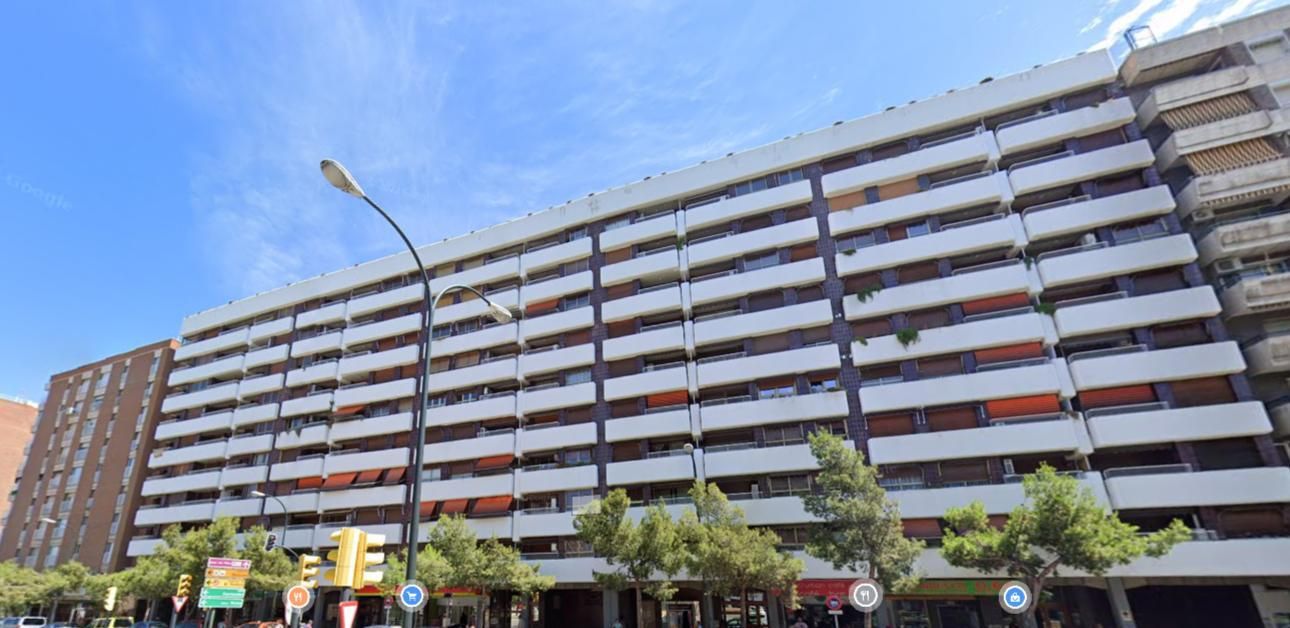 Exterior view of Flat for sale in  Zaragoza Capital  with Heating, Terrace and Furnished