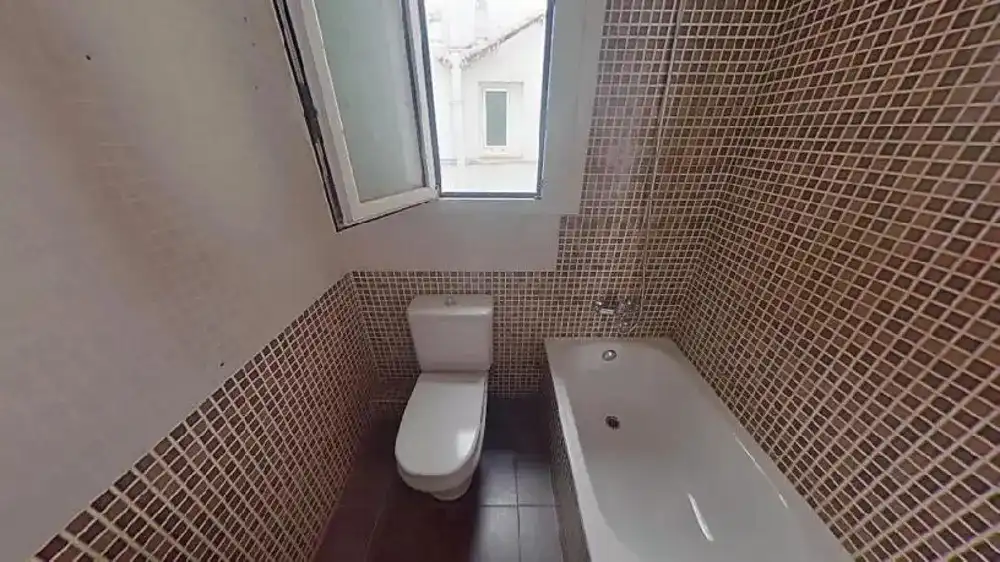 Baño de Piso en venta en Martorell