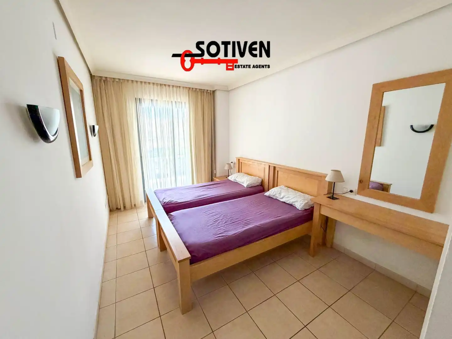 Habitación de Apartamento de alquiler en Santiago del Teide con Terraza y Piscina comunitaria