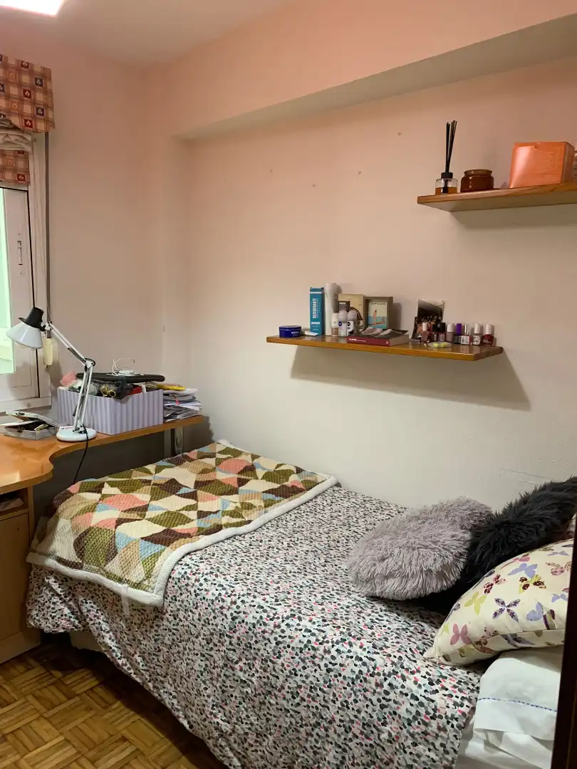 Habitación de Piso de alquiler en Santiago de Compostela  con Amueblado