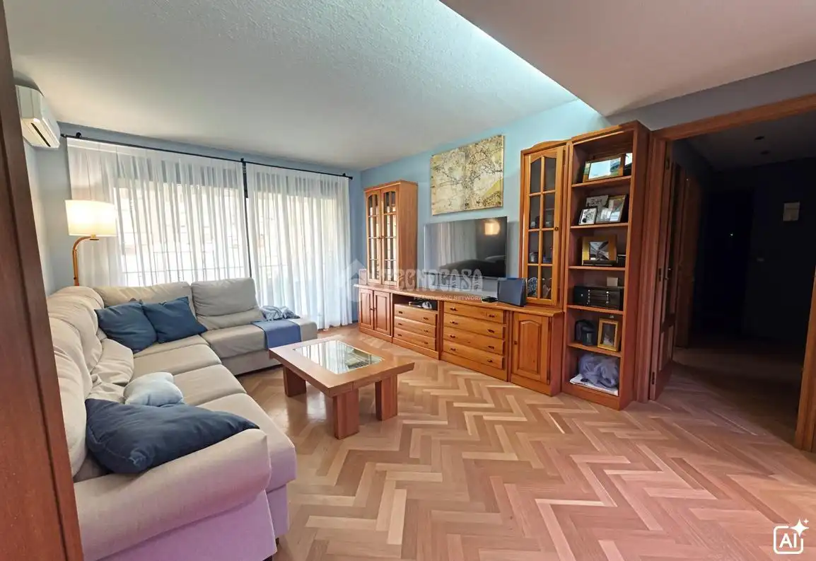 Sala de estar de Piso en venta en Alcorcón con Aire acondicionado, Terraza y Piscina comunitaria