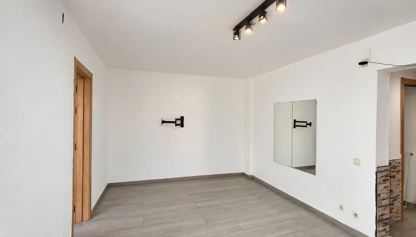 Flat with lift for sale in Carrer de Finestrelles 10, imagen 4