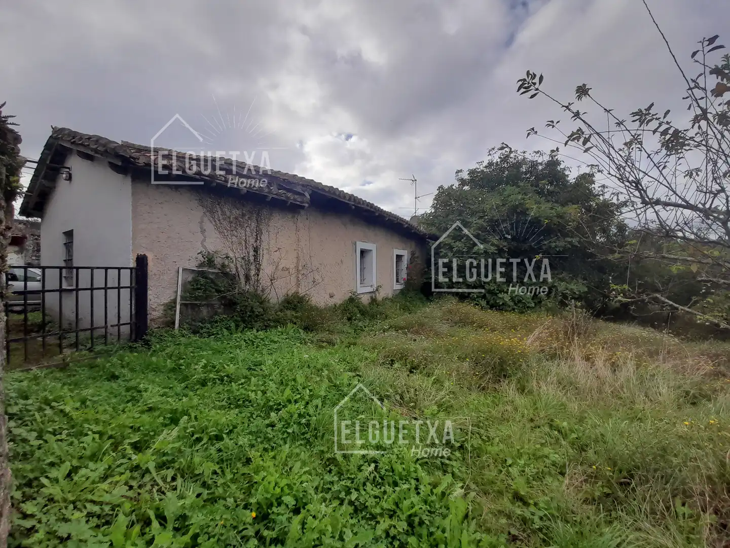 Country homes for sale in Lemoiz