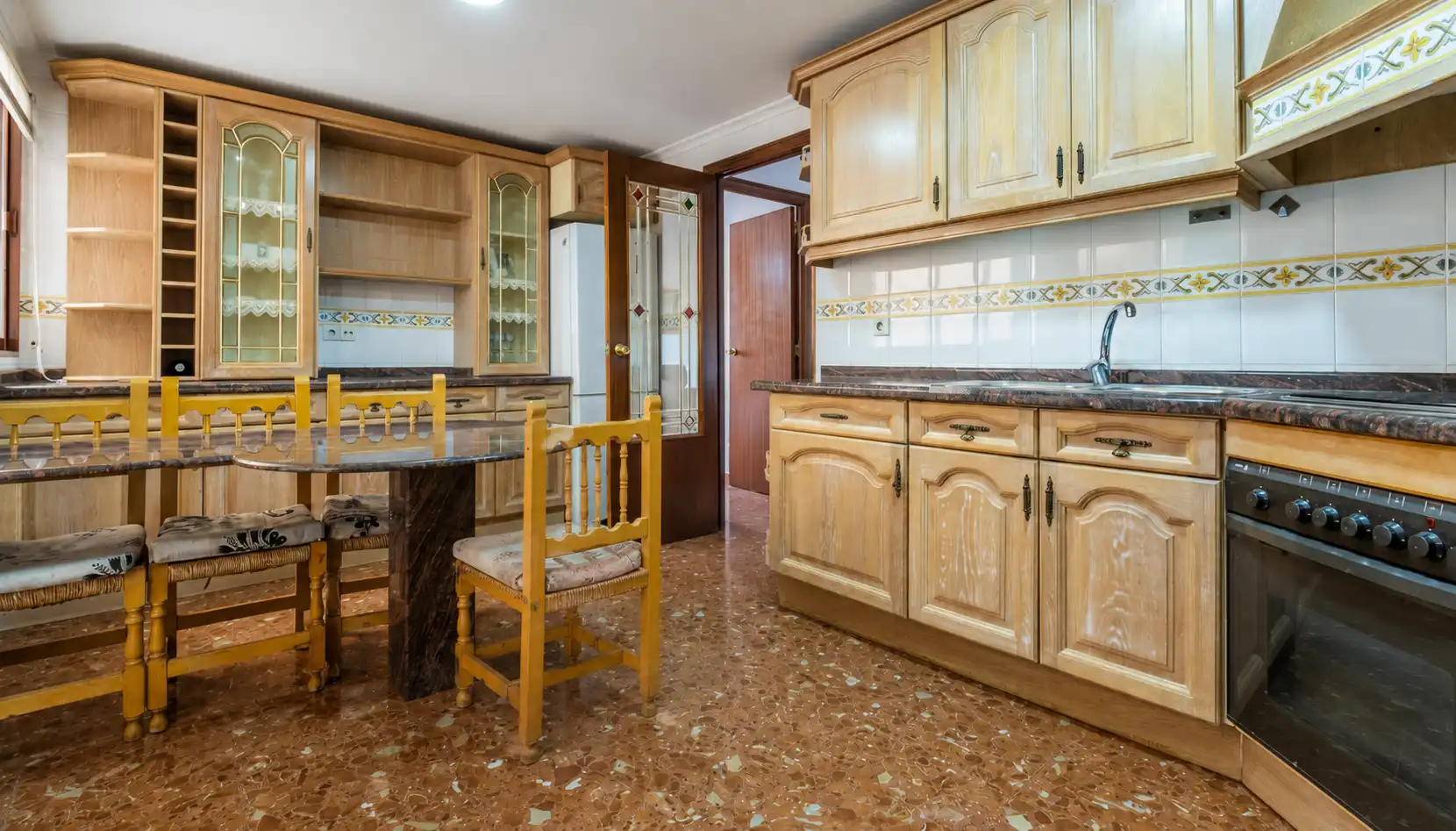 Apartment with pool for sale in Vicente Chavarri, imagen 5