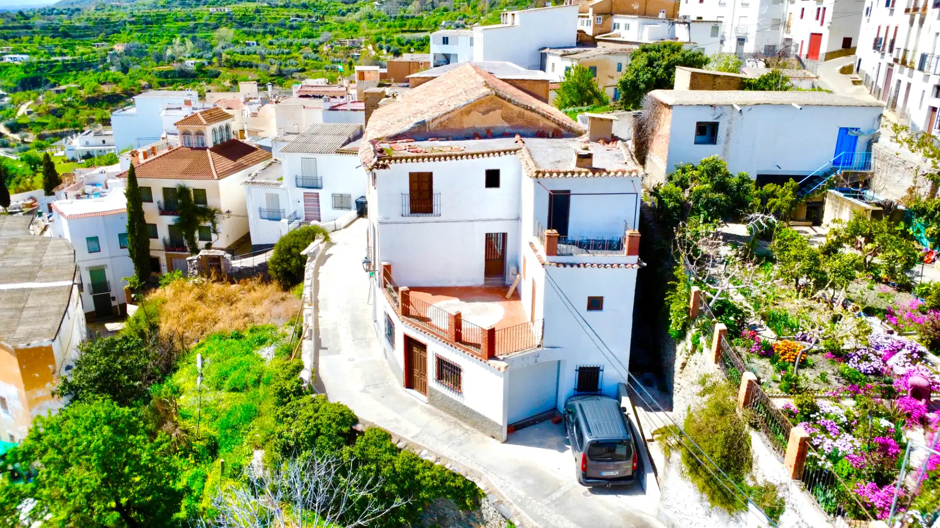 Vista exterior de Casa o xalet en venda en Válor amb Aire condicionat, Calefacció i Terrassa