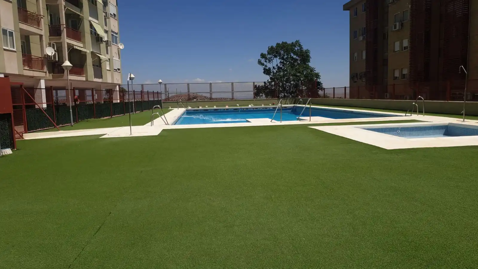 Schwimmbecken von Wohnung zur Miete in Jaén mit Klimaanlage, Möbliert und Gemeinschaftspool