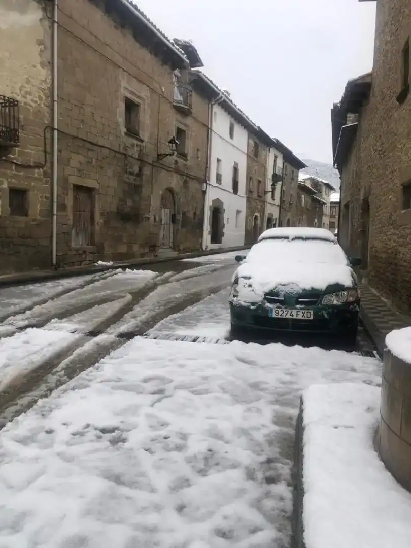Parking de Casa adosada en venta en Bailo con Amueblado, Horno y Lavadora