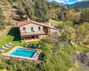 Jardí de Finca rústica en venda en Montagut i Oix amb Jardí privat, Terrassa i Piscina