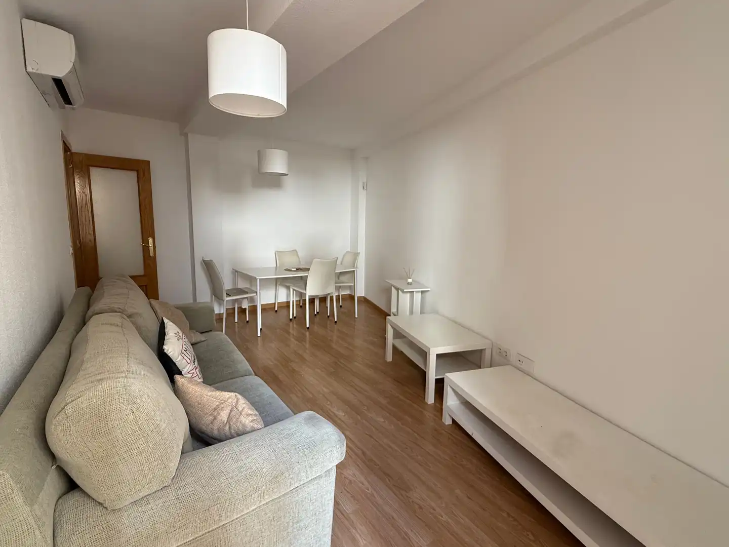Flat with lift for sale in Calle Cristóbal colon, imagen 2