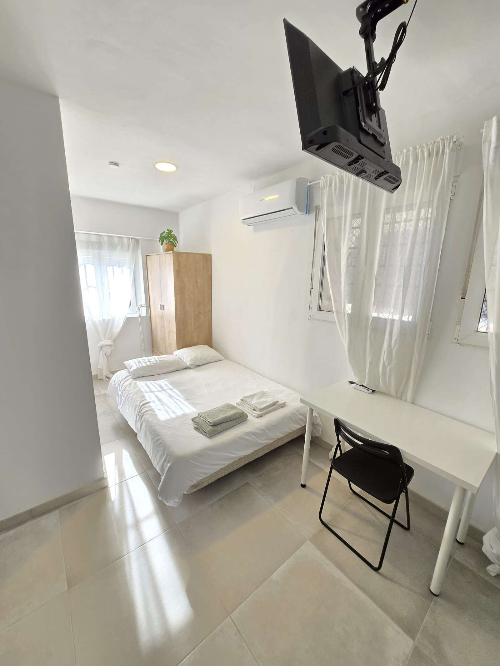 Estudi per a compartir a Puerta del Ángel