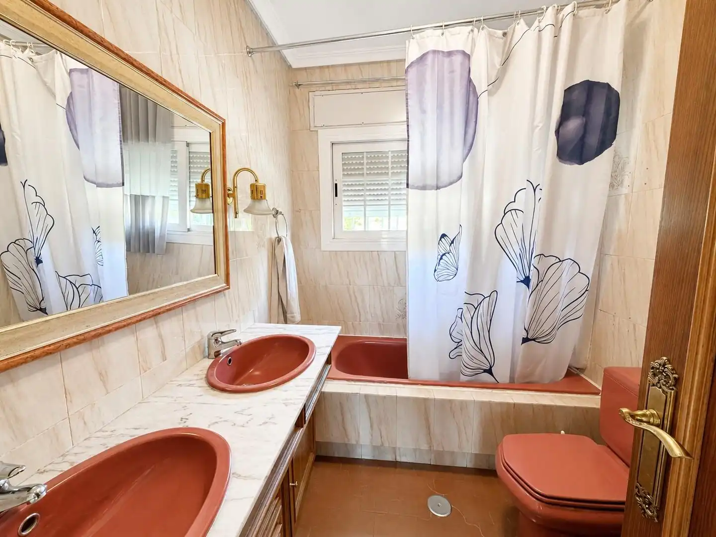Baño de Casa o chalet en venta en Villaviciosa de Odón con Aire acondicionado, Calefacción y Jardín privado