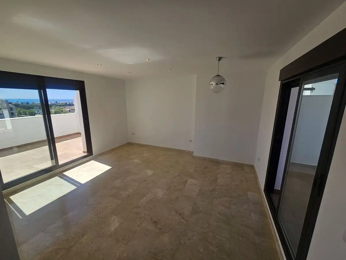 Dachboden zur Miete in Mijas mit Klimaanlage, Heizung und Terrasse