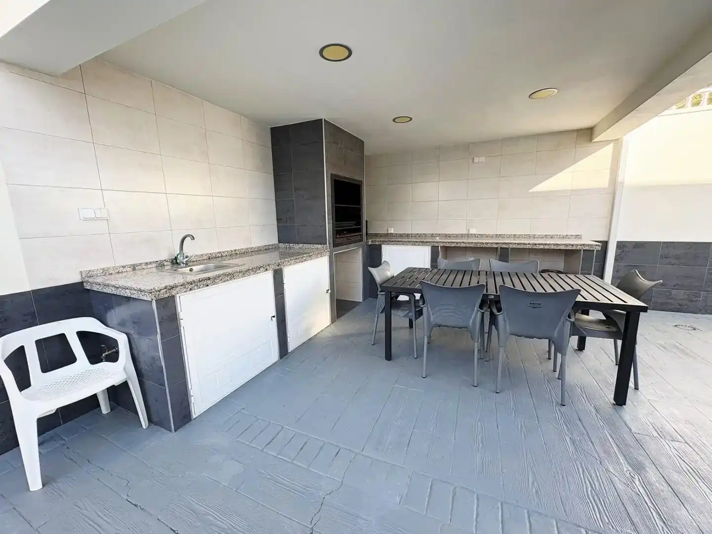 Terrassa de Casa o xalet en venda en Torrevieja amb Aire condicionat i Piscina