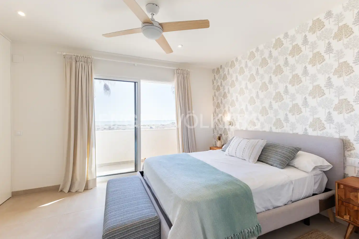 Bedroom of Houses for rent in Valencia  with Heating, Private garden and Terrace