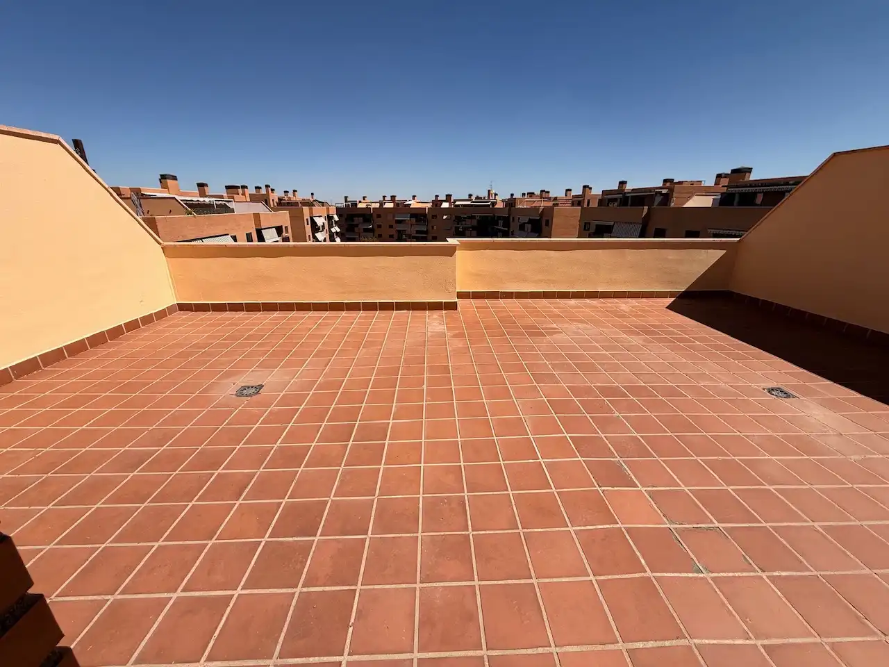 Terrassa de Àtic de lloguer en Yebes amb Aire condicionat, Terrassa i Traster